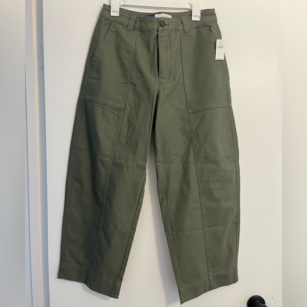 Old Navy women’s High Waisted Canvas Barrel Ankle Pants